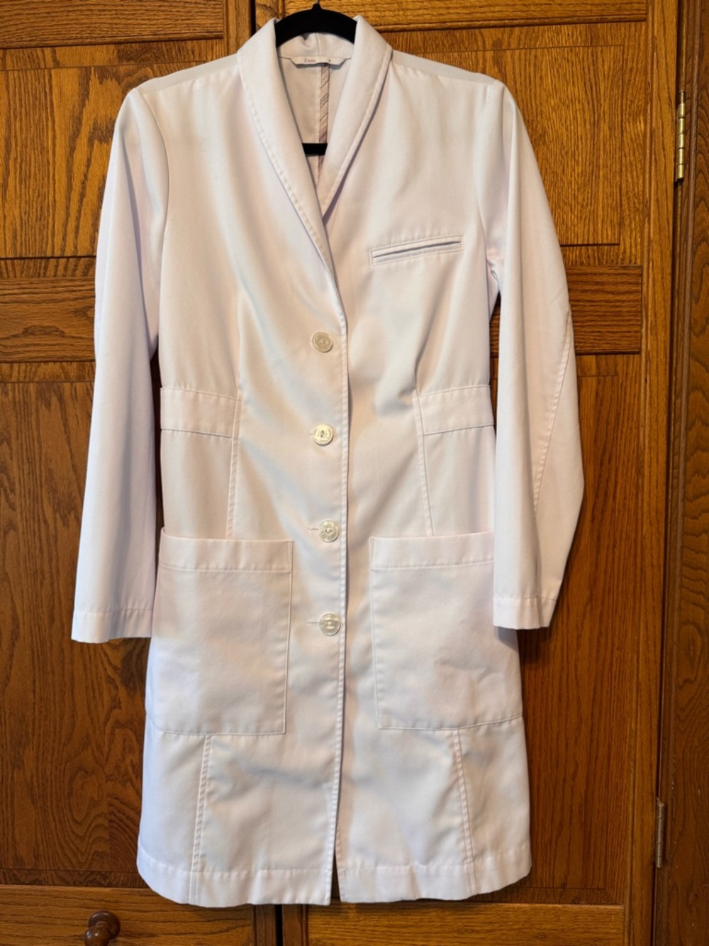 Medelita “Emma” white lab coat